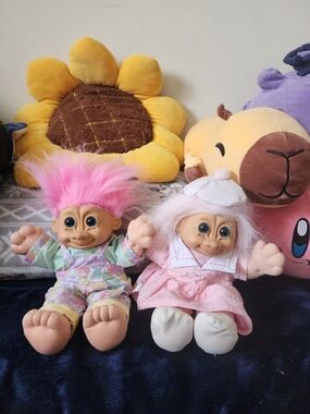 Vintage 90s Russ Berrie Troll Kidz Dolls Joy & Buffy Lot 12” Plush
